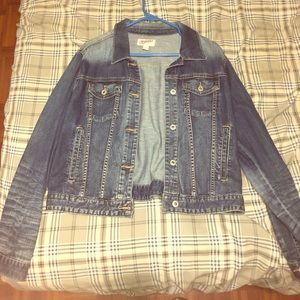 VERY CUTE JEAN JACKET!!!